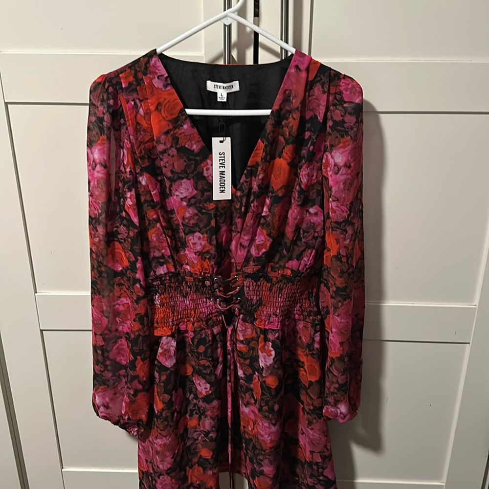 Steve Madden Floral Dress. Size L.